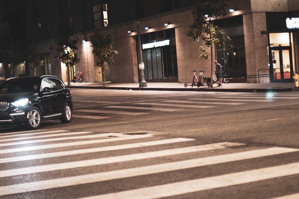 Staten Island, NY – Pedestrian Hurt in Car Crash on Oakland Ave